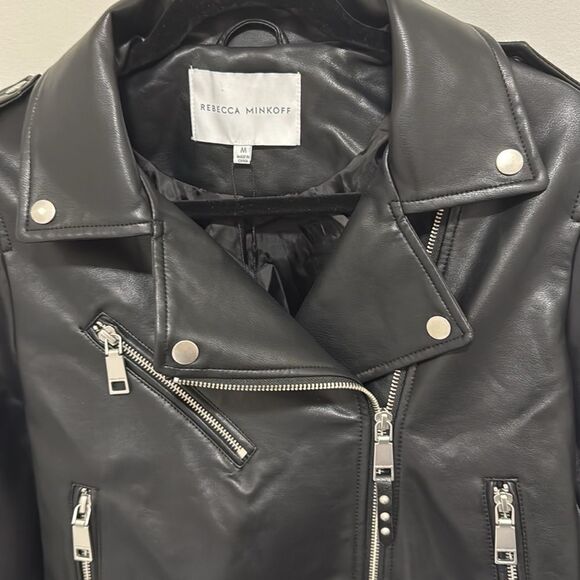 NWT Rebecca Minkoff Vegan Leather Black Crop Woman’s Moto Jacket. Size Medium. - Picture 4 of 8